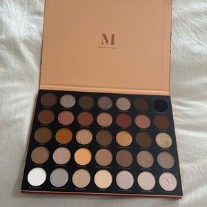 Brand new morphe 35U Gilded Desert Artistry Palette